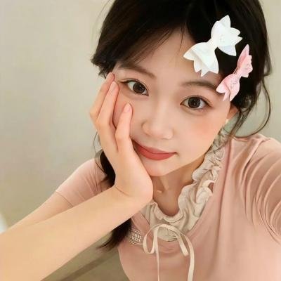 绿茵春色